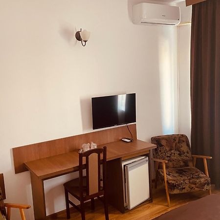 Hotel Moldova Bîrlad Eksteriør billede