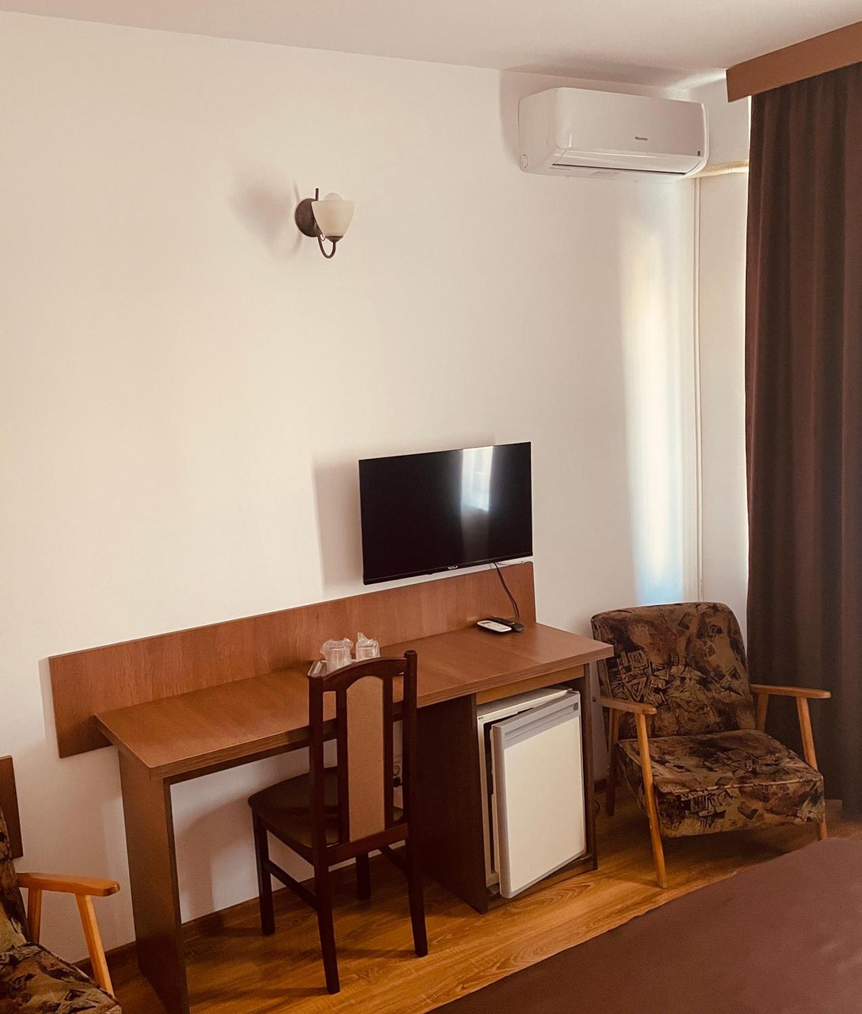 Hotel Moldova Bîrlad Eksteriør billede